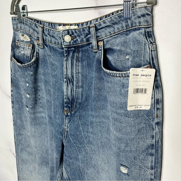 Free People We The Free Dakota Straight Leg Jeans in Vintage‎ Indigo - Picture 6 of 14
